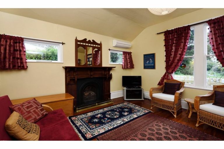 Photo of property in 143 Tasman Street, Nelson, 7010