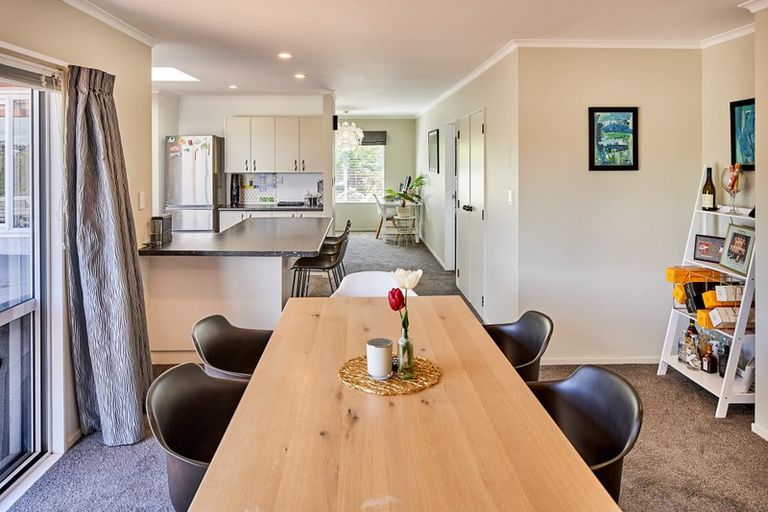 Photo of property in 191 Tirohanga Road, Tirohanga, Lower Hutt, 5010