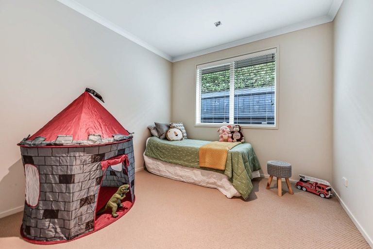 Photo of property in 10 Sinead Court, Grandview Heights, Hamilton, 3200