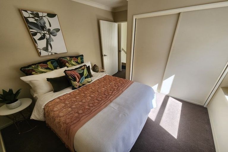 Photo of property in 6 Redcliffs View Lane, Redcliffs, Christchurch, 8081