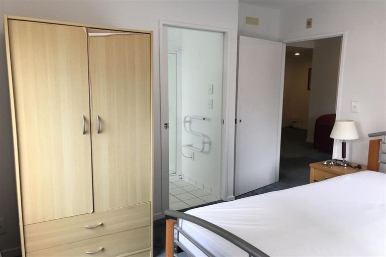 Photo of property in Terrace Heights Apartments, 3c/163 The Terrace, Wellington Central, Wellington, 6011