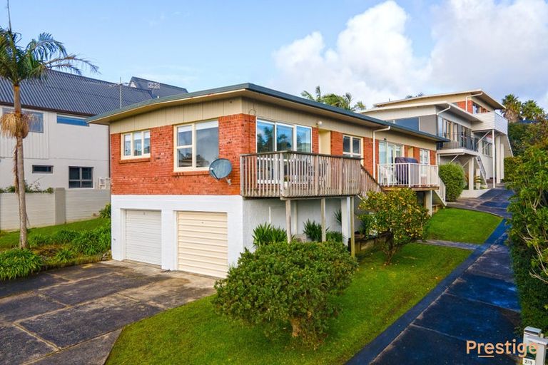 Photo of property in 1/5 Whitby Crescent, Mairangi Bay, Auckland, 0630