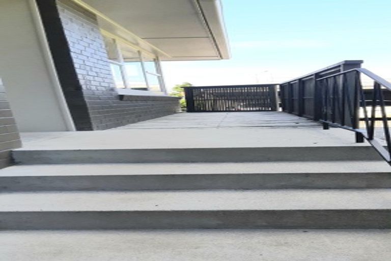 Photo of property in 61 Northboro Road, Belmont, Auckland, 0622