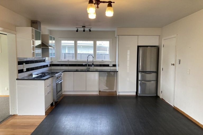 Photo of property in 72 Teesdale Street, Burnside, Christchurch, 8053