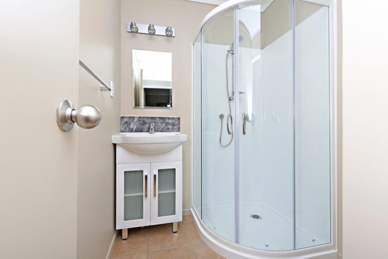 Photo of property in 2/23 Mahia Road, Manurewa, Auckland, 2102