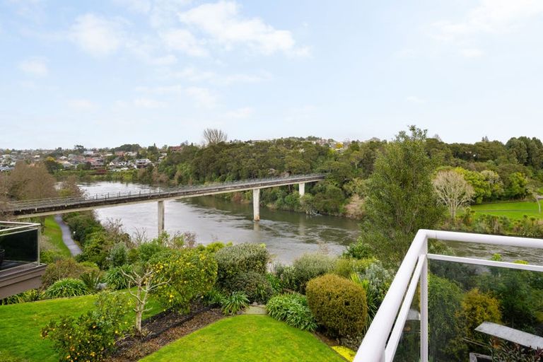 Photo of property in 33 Munro Place, Flagstaff, Hamilton, 3210