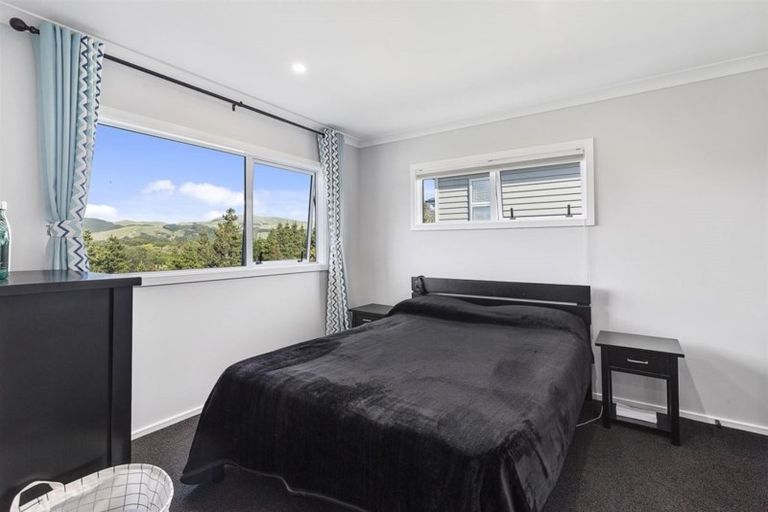 Photo of property in 158 Endeavour Drive, Whitby, Porirua, 5024