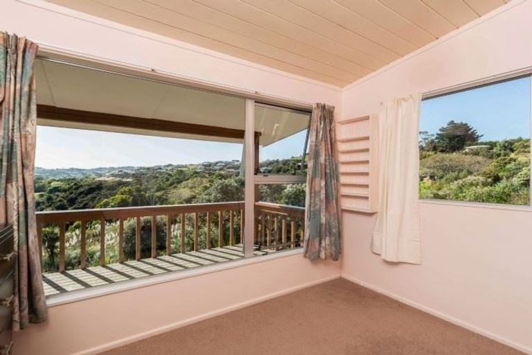 Photo of property in 7 Powells Road, Cable Bay, 0420