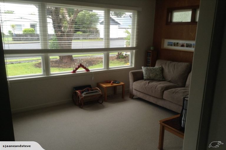 Photo of property in 37 Dorset Avenue, Westown, New Plymouth, 4310
