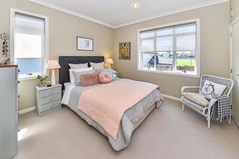 Photo of property in 4 Trecarne Street, Karaka, Papakura, 2113