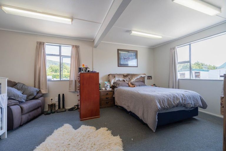 Photo of property in 23b Waiau Street, Manapouri, 9679
