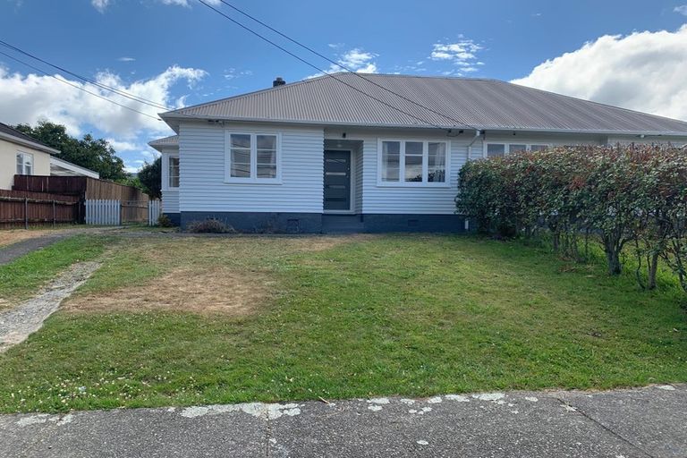 Photo of property in 13-15 Gillespie Street, Taita, Lower Hutt, 5011