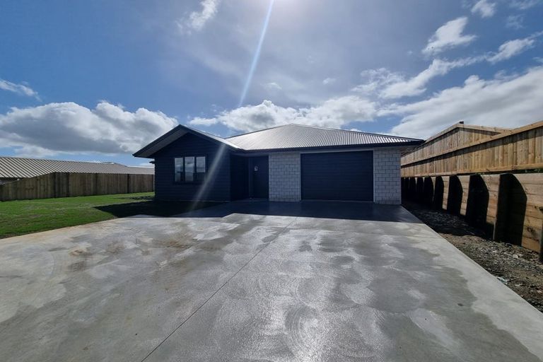 Photo of property in 22 Acacia Avenue, Kihikihi, Te Awamutu, 3800