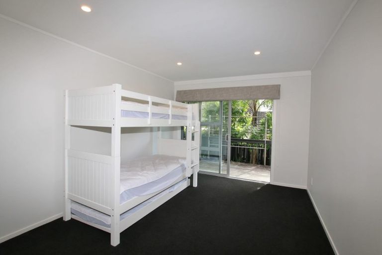 Photo of property in 1/29 Hauraki Road, Hauraki, Auckland, 0622