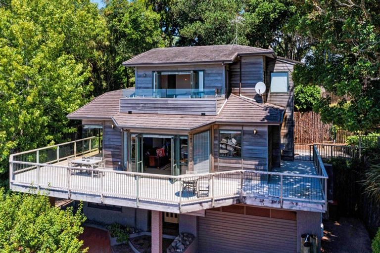 Photo of property in 70a Morley Street, New Plymouth, 4310