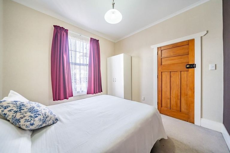 Photo of property in 25 Awamutu Grove, Waiwhetu, Lower Hutt, 5010