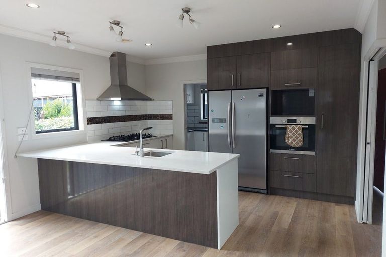 Photo of property in 10 Don Griffin Grove, Trentham, Upper Hutt, 5018