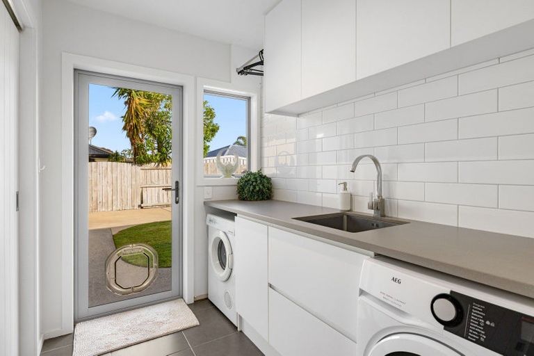 Photo of property in 2 Lamia Grove, Papamoa Beach, Papamoa, 3118