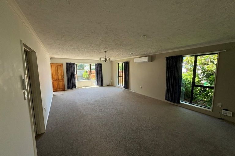 Photo of property in 1/35 Division Street, Riccarton, Christchurch, 8041