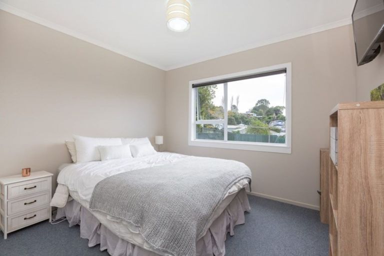 Photo of property in 3 Elizabeth Place, Ferndale, New Plymouth, 4310