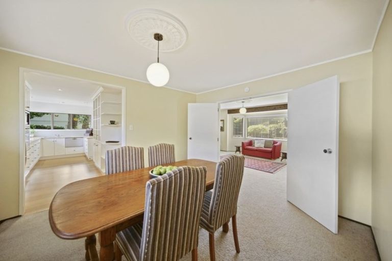 Photo of property in 1/81 Uxbridge Road, Cockle Bay, Auckland, 2014