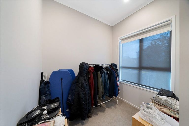 Photo of property in 5 Tuatua Road, Hobsonville, Auckland, 0616