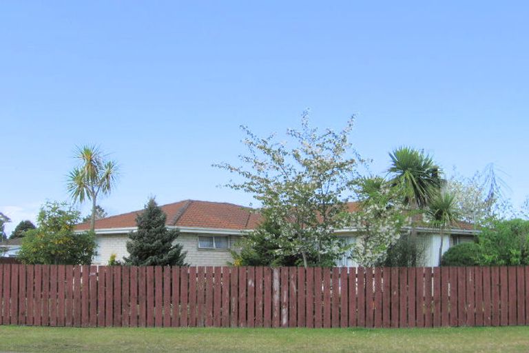 Photo of property in 21 Tania Crescent, Western Heights, Rotorua, 3015