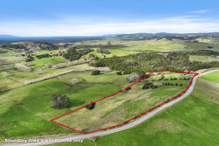 Photo of property in 238 Te Arai Point Road, Te Arai, Wellsford, 0975