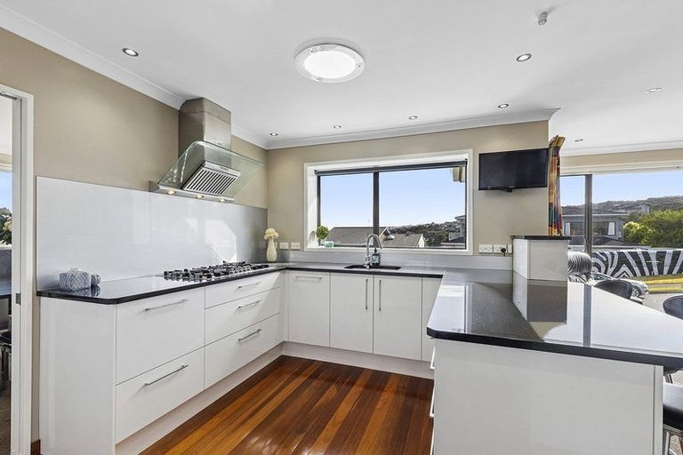 Photo of property in 20 Halladale Road, Papakowhai, Porirua, 5024