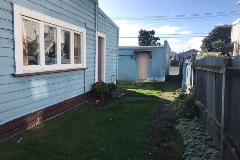 Photo of property in 52 Brussels Street, Miramar, Wellington, 6022