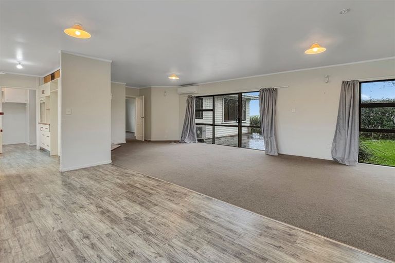 Photo of property in 122 Mangawhai Road, Wellsford, 0975