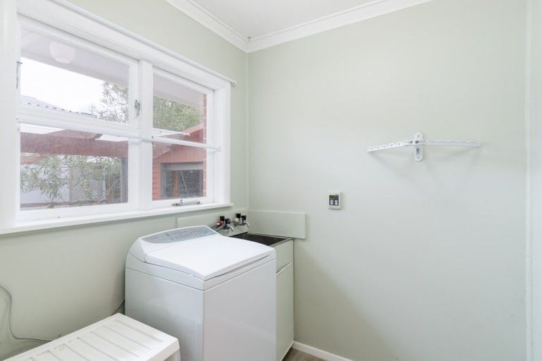 Photo of property in 44 Kowhai Avenue, Ebdentown, Upper Hutt, 5018