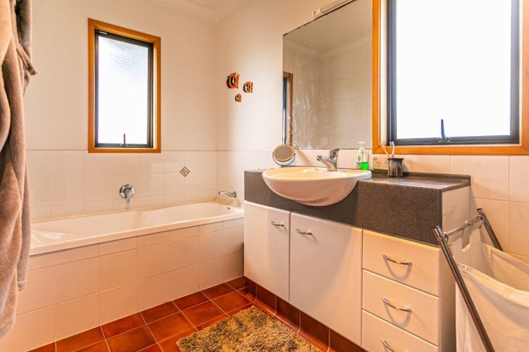 Photo of property in 200 Sylvia Road, Whangamata, 3620