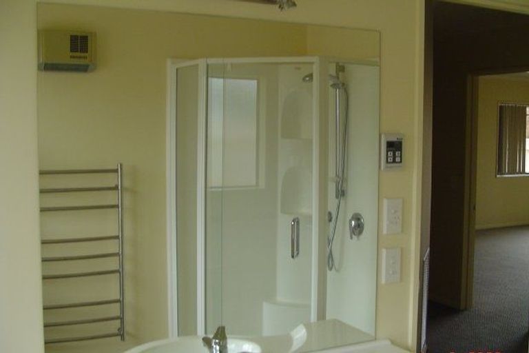 Photo of property in 4 Cascade Way, Paraparaumu, 5032