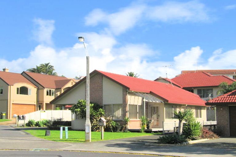 Photo of property in 48 Esther Place, Red Beach, 0932