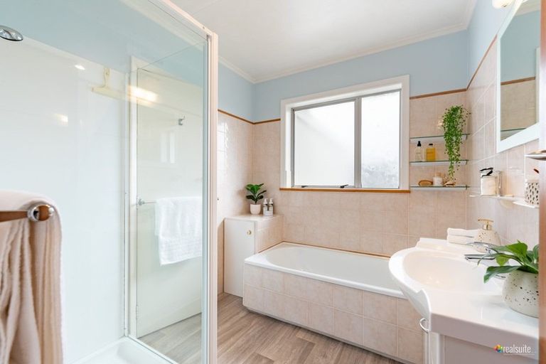 Photo of property in 1a Joseph Grove, Elderslea, Upper Hutt, 5018