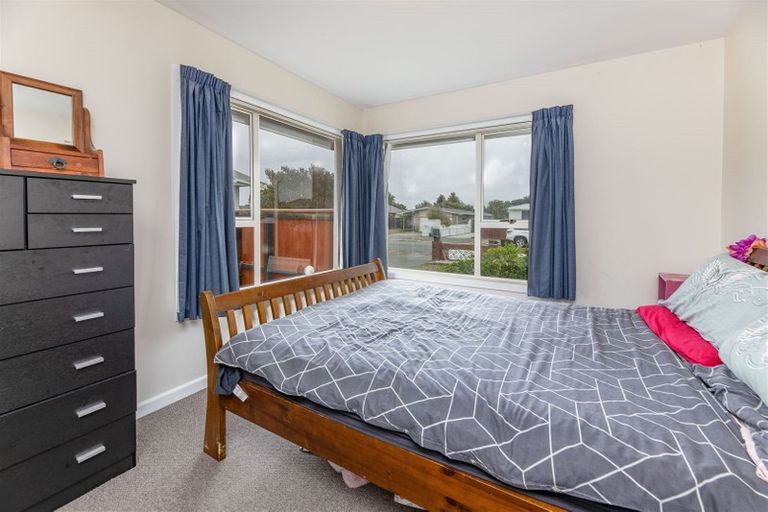Photo of property in 22 Palmers Road, New Brighton, Christchurch, 8083