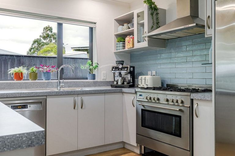 Photo of property in 7 Pegasus Place, Kelvin Grove, Palmerston North, 4414