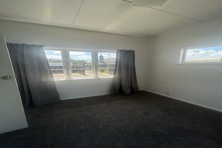 Photo of property in 1/43 Vine Street, Mangere East, Auckland, 2024