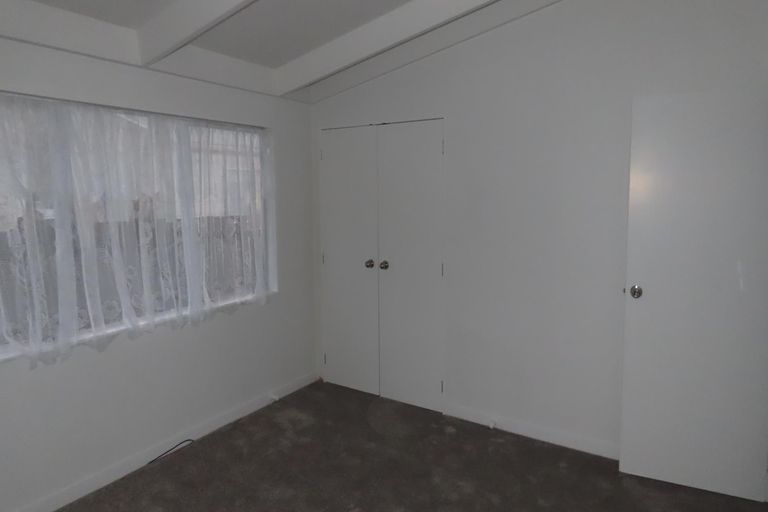 Photo of property in 77 Chichester Drive, Rosehill, Papakura, 2113