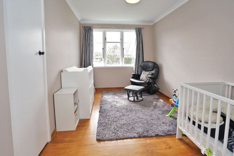 Photo of property in 12 Le Quesne Place, Fairfield, Hamilton, 3214