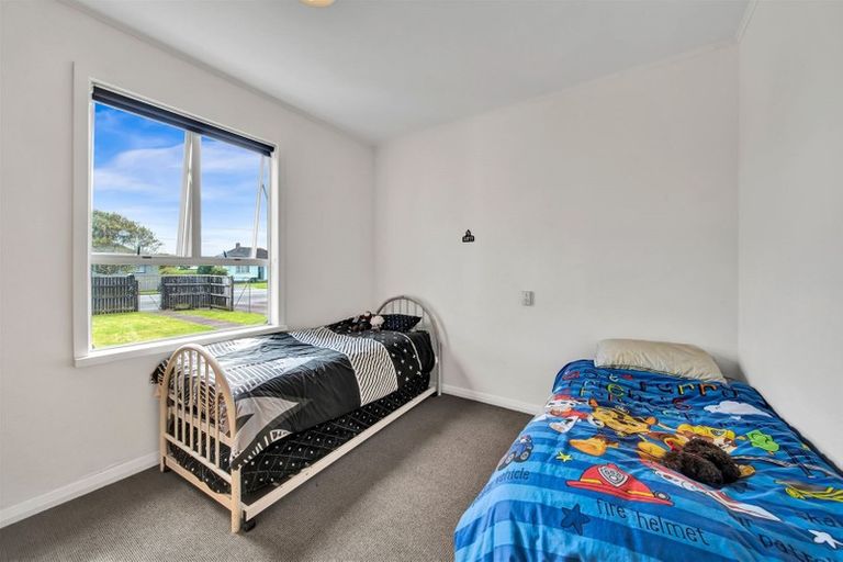 Photo of property in 223 Glover Road, Hawera, 4610