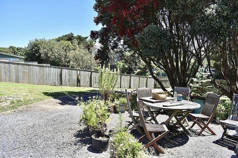 Photo of property in 56 Rodney Avenue, Te Horo Beach, Otaki, 5581