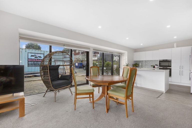 Photo of property in 8 Papakowhai Road, Papakowhai, Porirua, 5024