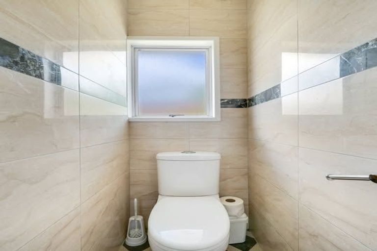 Photo of property in 2/6 King Street, Papatoetoe, Auckland, 2104