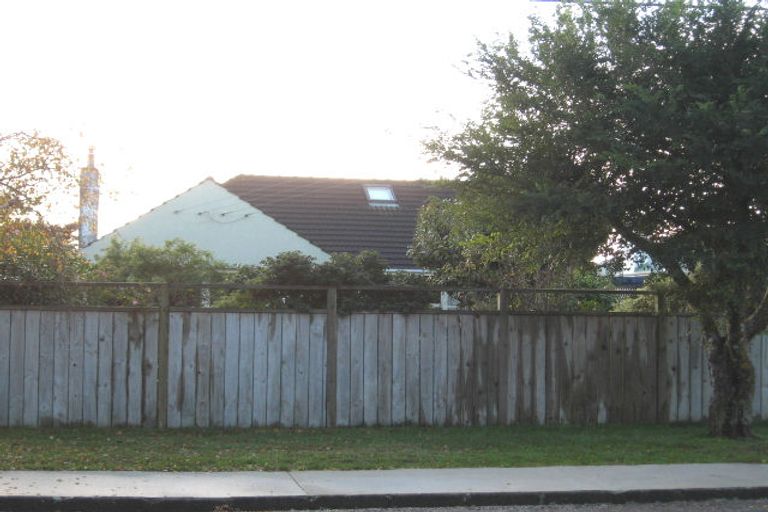 Photo of property in 84 Alexander Road, Raumati Beach, Paraparaumu, 5032