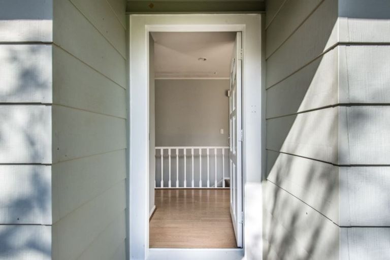 Photo of property in 1 Regatta Road, Torbay, Auckland, 0630