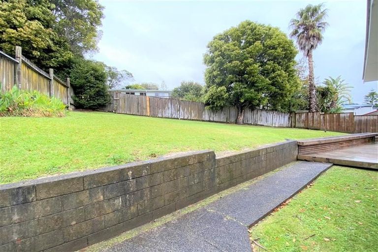 Photo of property in 24 Cantina Avenue, Bayview, Auckland, 0629