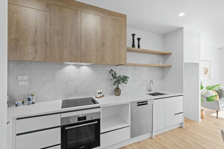 Photo of property in 6/29 Tudor Road, Henderson, Auckland, 0610