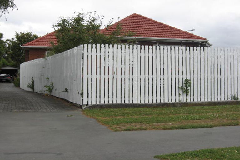 Photo of property in 8 Newnham Terrace, Upper Riccarton, Christchurch, 8041